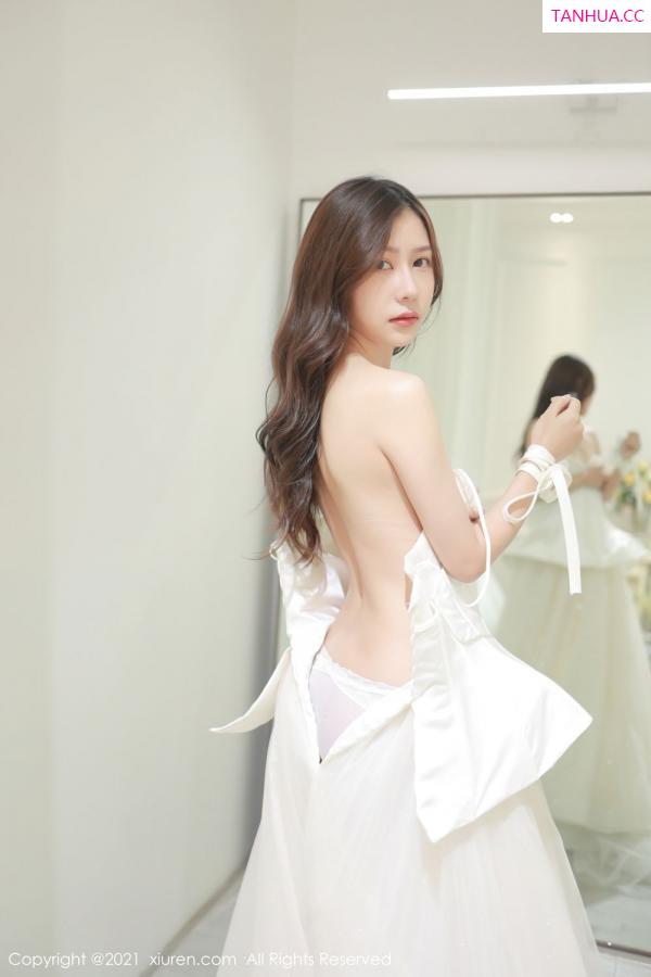 尹甜甜  [XiuRen]高清写真图 2021.11.05 No.4170 尹甜甜第8张图片